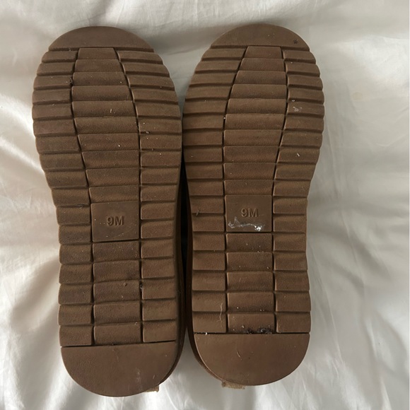 Cushionaire Ankle Fur Boots - Picture 7 of 7